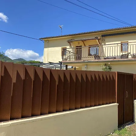Ventura Entero *